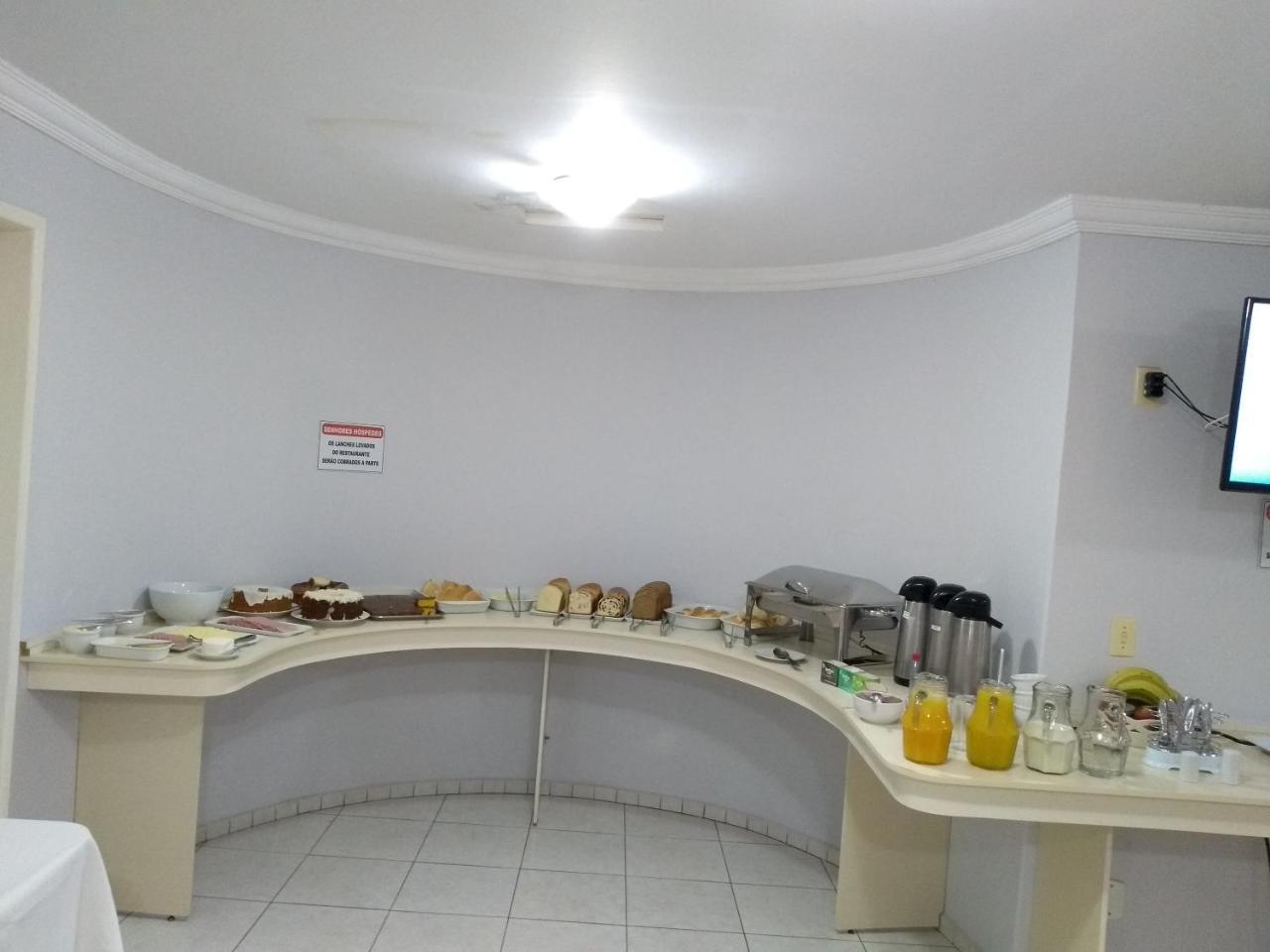 Hotel Mariluz Telemaco Borba Exterior photo